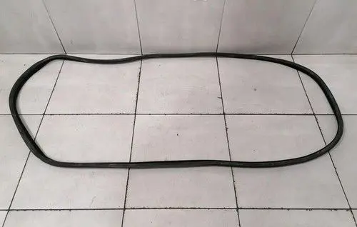 Mercedes-Benz G W461 W463 1st Gen Rubber seal rear door window/glass A4637310380