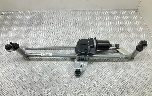 Front wiper linkage and motor