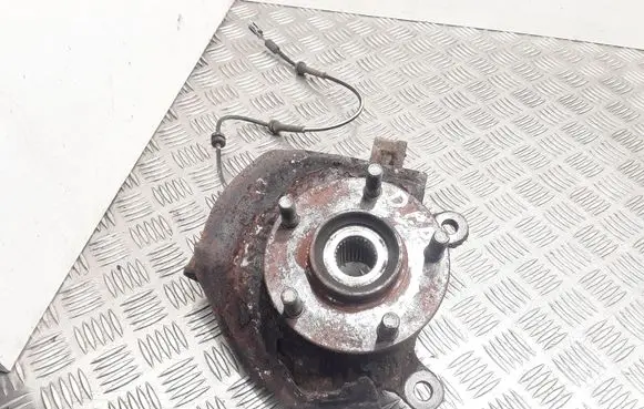 Nissan Qashqai Front wheel hub