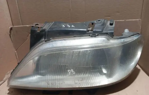 Citroen Xsara Headlight/headlamp 37550748S