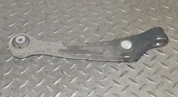 Front lower control arm/wishbone