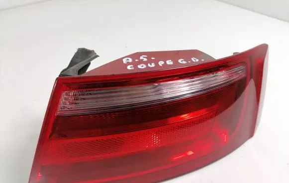 Audi A5 8T 8F Rear/tail lights 8T0945096