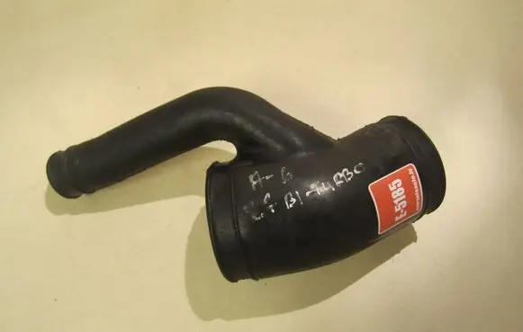 Audi A6 S6 C5 4B Air intake hose/pipe 078133241B