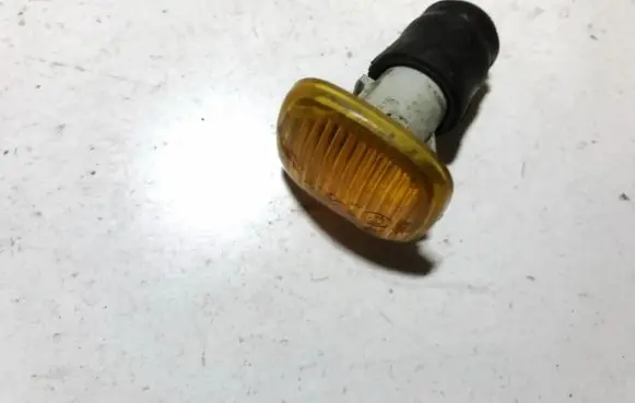 Audi A4 S4 B5 8D Front fender indicator light 4d0949127b