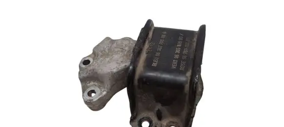 Citroen C4 II Engine mount bracket 9636270080 9676819780 9636583980