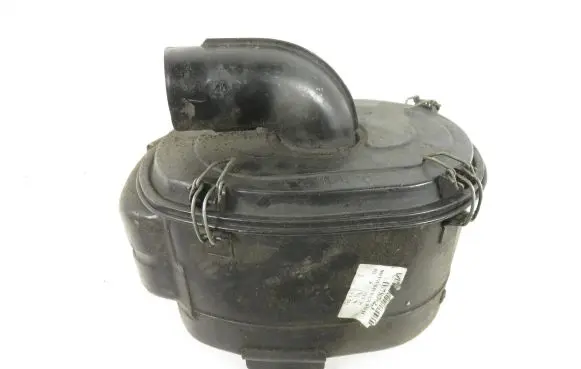 Mitsubishi Pajero Air filter box