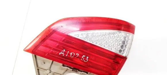 Ford Mondeo MK IV Tailgate rear/tail lights 7S7113A602