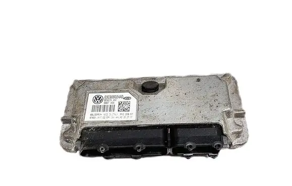 Volkswagen Polo IV 9N3 Engine control unit/module 03C906024AD