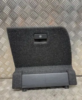 Skoda Superb B8 (3V) Trunk/boot side trim panel 3V9868886B 557640 001819