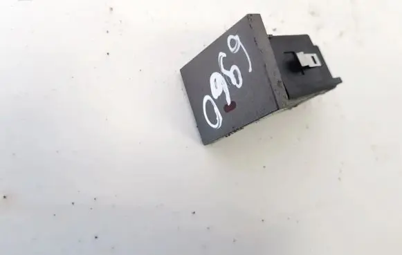 Opel Vectra C Parking (PDC) sensor switch 24441253 1902