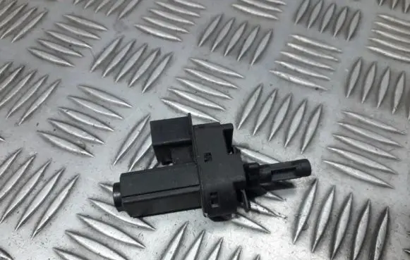 Brake pedal sensor switch
