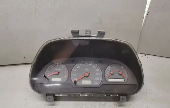 Volvo S40, V40 Speedometer (instrument cluster) 8251228