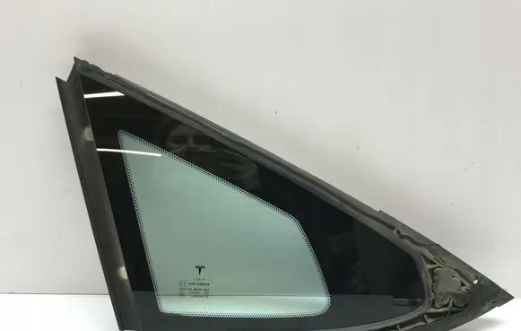 Tesla Model S Rear side window 1051821