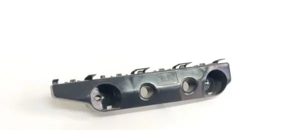 Nissan Pulsar Front bumper mounting bracket 622253ZL0A