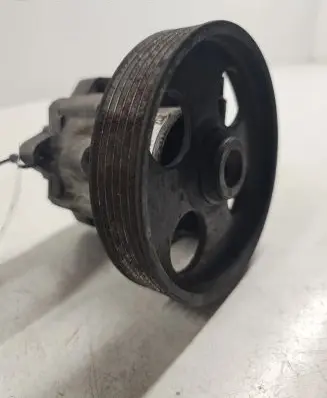 Peugeot 406 Power steering pump 9633817580