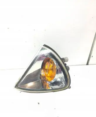 Toyota Avensis T220 Front indicator light 00505-358152105030