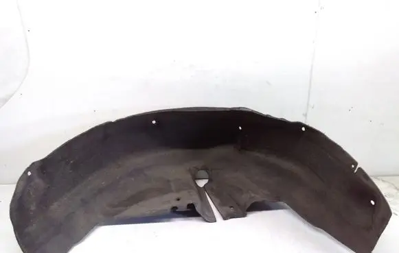 Rear arch fender liner splash guards