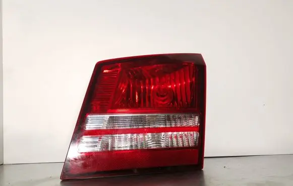 Dodge Journey Tailgate rear/tail lights 04806368AA