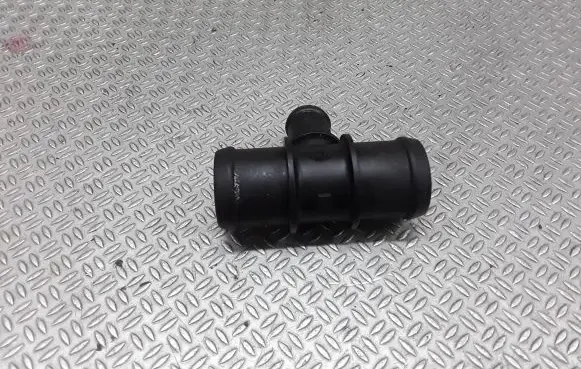 Volkswagen Golf VI Engine coolant pipe/hose N906929