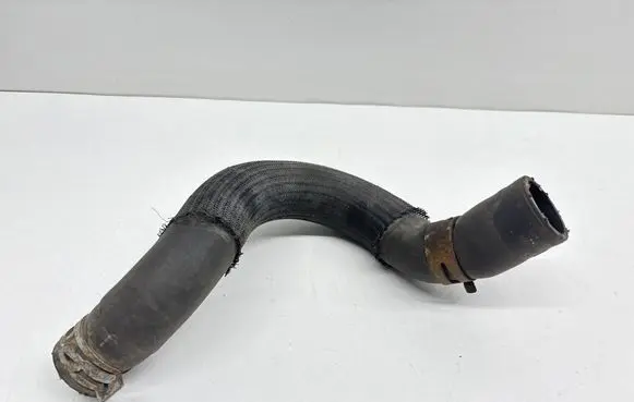 Toyota Auris 150 Engine coolant pipe/hose 