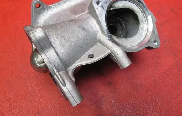 Mercedes-Benz A W169 EGR valve