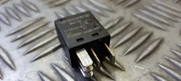Volvo V70 Other relay 9441161 v23074