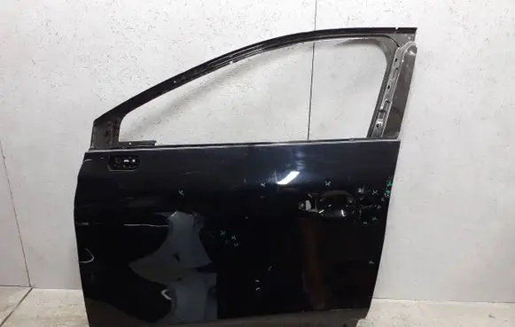 Renault Captur II Front door