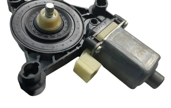 Volkswagen Crafter Front door window regulator motor 0130822705