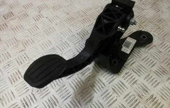 Clutch pedal