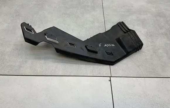 Hyundai Tucson TL Front bumper mounting bracket 86552D7000