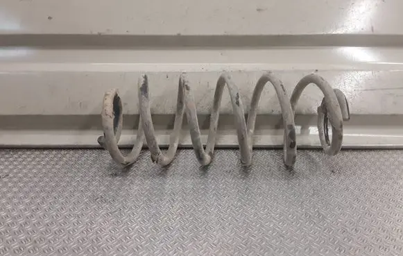 Toyota Yaris Rear coil spring