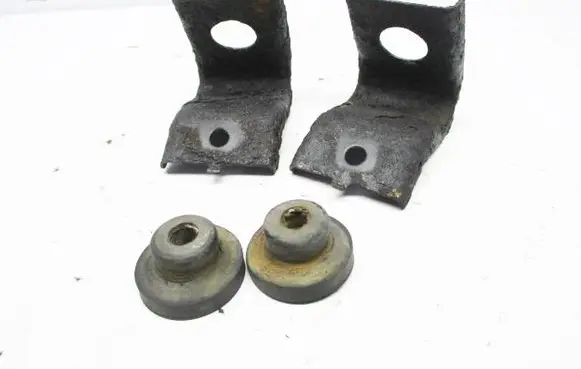 Nissan Serena Radiator mount bracket