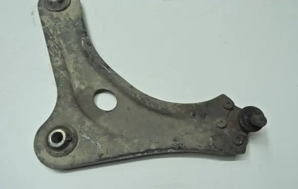 Citroen DS3 Front control arm