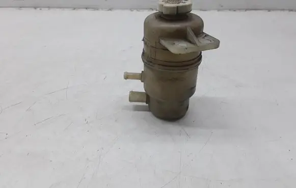 Mitsubishi Grandis Power steering fluid tank/reservoir