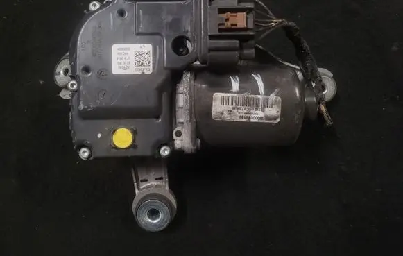 Ford Fusion II Wiper motor DS7317504AG