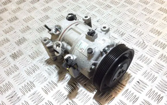 Hyundai Tucson TL Air conditioning (A/C) compressor (pump) 9770D7300