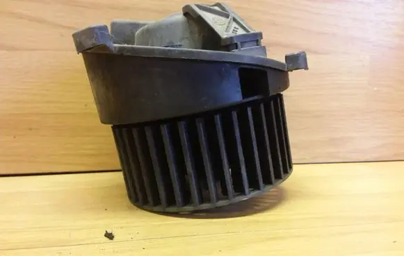 Peugeot Boxer Heater fan/blower B838