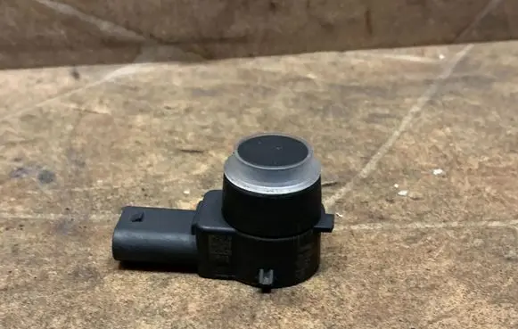 Mercedes-Benz CLS C218 X218 Parking PDC sensor A2125420018