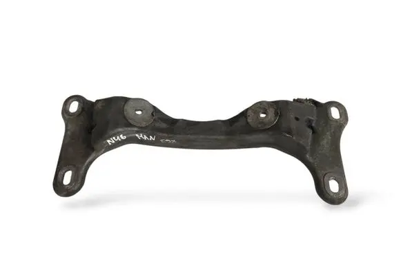 BMW 3 E90 E91 Gearbox mounting bracket 6771064 22316771064 7167828