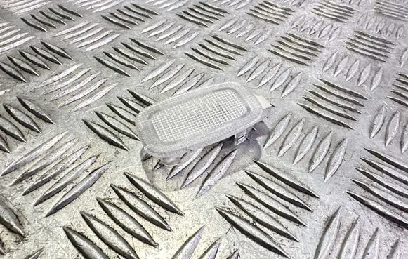 Mercedes-Benz C W204 Other interior light A2218200401