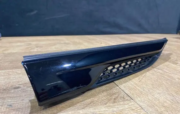 Land Rover Range Rover Evoque L538 Fender grill BJ32280B10