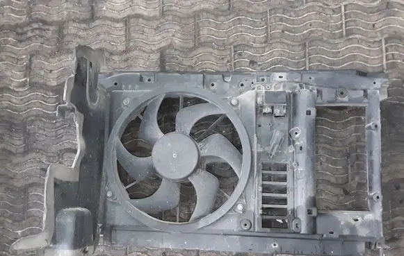 Citroen C4 Grand Picasso Electric radiator cooling fan 9658574380 9658574480 9660046580