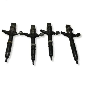 Toyota Corolla Verso E121 Fuel injectors set 2367027020 10C16654