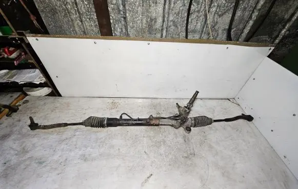 Toyota Yaris Steering rack