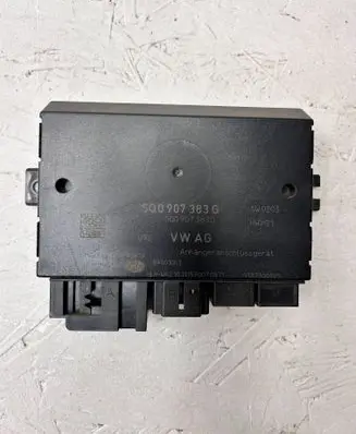 Volkswagen PASSAT B8 Tow bar trailer control unit/module 5Q0907383G