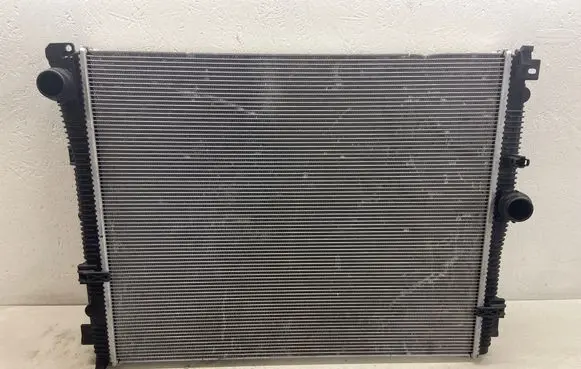 BMW 3 G20 G21 Coolant radiator 8666739 T73790B