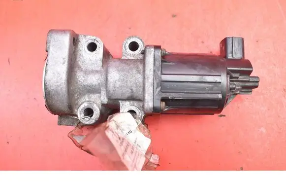 Opel Zafira B EGR valve K5T70380