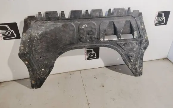 Skoda Octavia Mk2 (1Z) Engine splash shield/under tray 1K0825237J