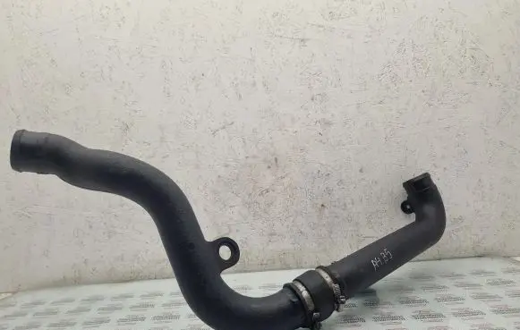 Audi A4 S4 B5 8D Intercooler hose/pipe 8D0145840A