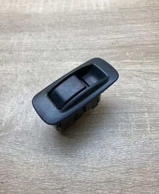 Toyota Corolla Verso AR10 Electric window control switch 848010F030B0 848010F030